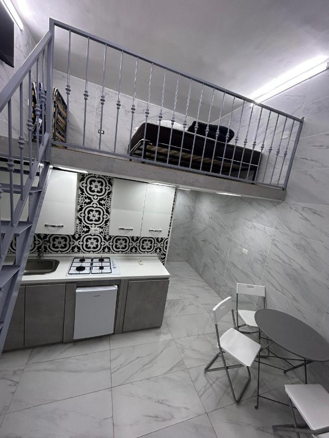 Mini House Vicoletto Pontenuovo 41 Apartment Naples Luaran gambar