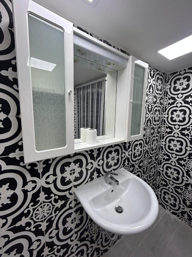Mini House Vicoletto Pontenuovo 41 Apartment Naples Luaran gambar