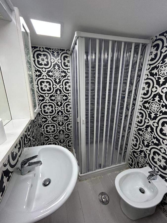 Mini House Vicoletto Pontenuovo 41 Apartment Naples Luaran gambar